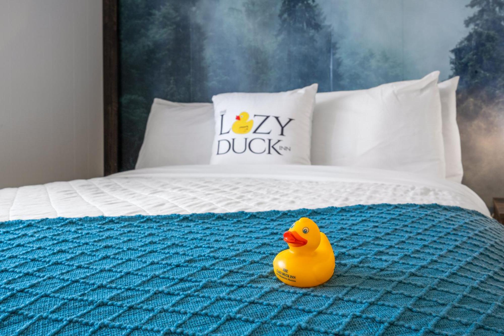 Lazy Duck Inn 웨스트 엘로스톤 외부 사진