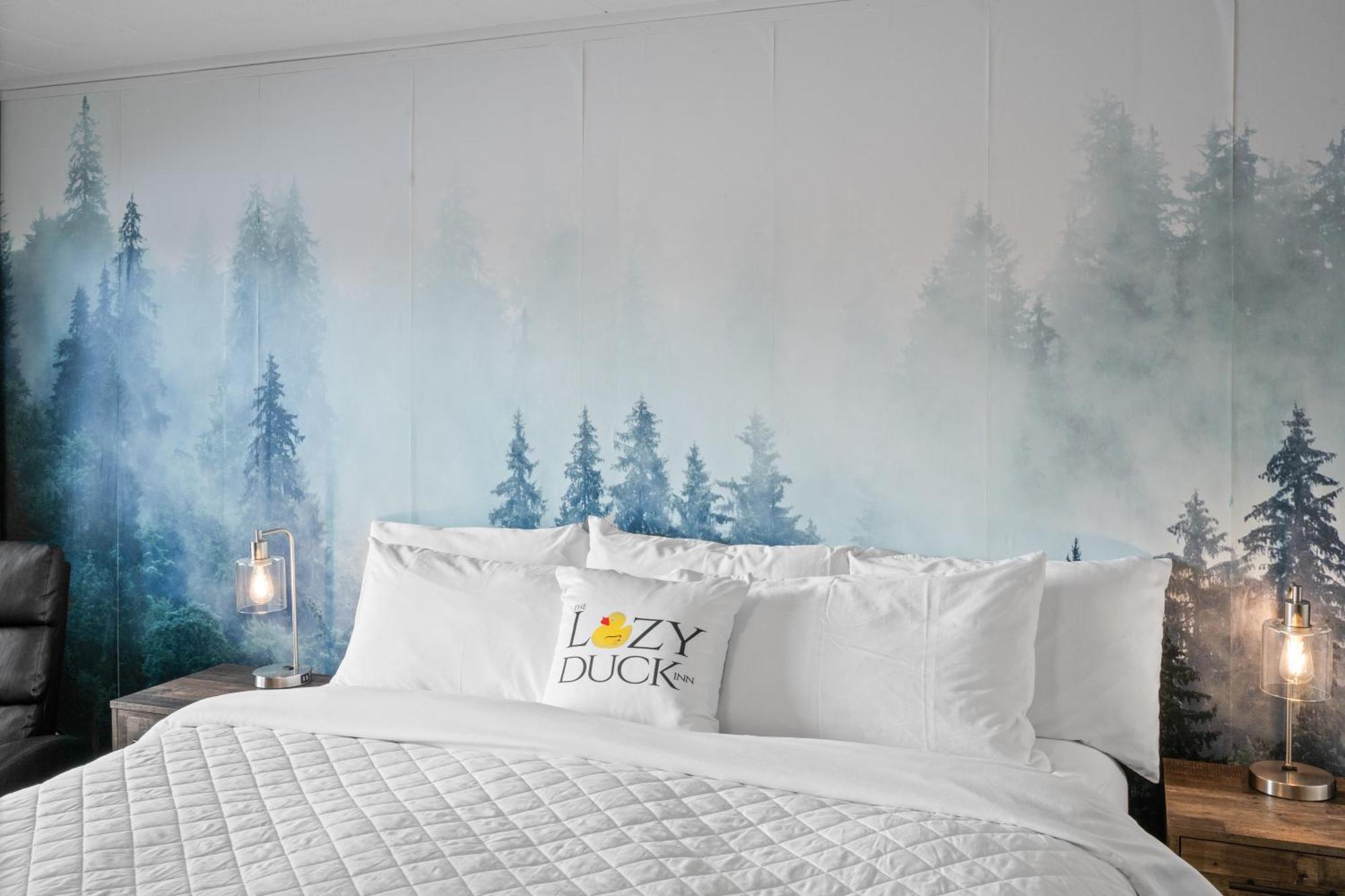 Lazy Duck Inn 웨스트 엘로스톤 외부 사진